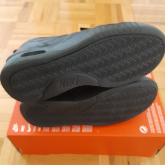 Nike Air Tech Challenge XVII size 5 - Picture 6 of 11